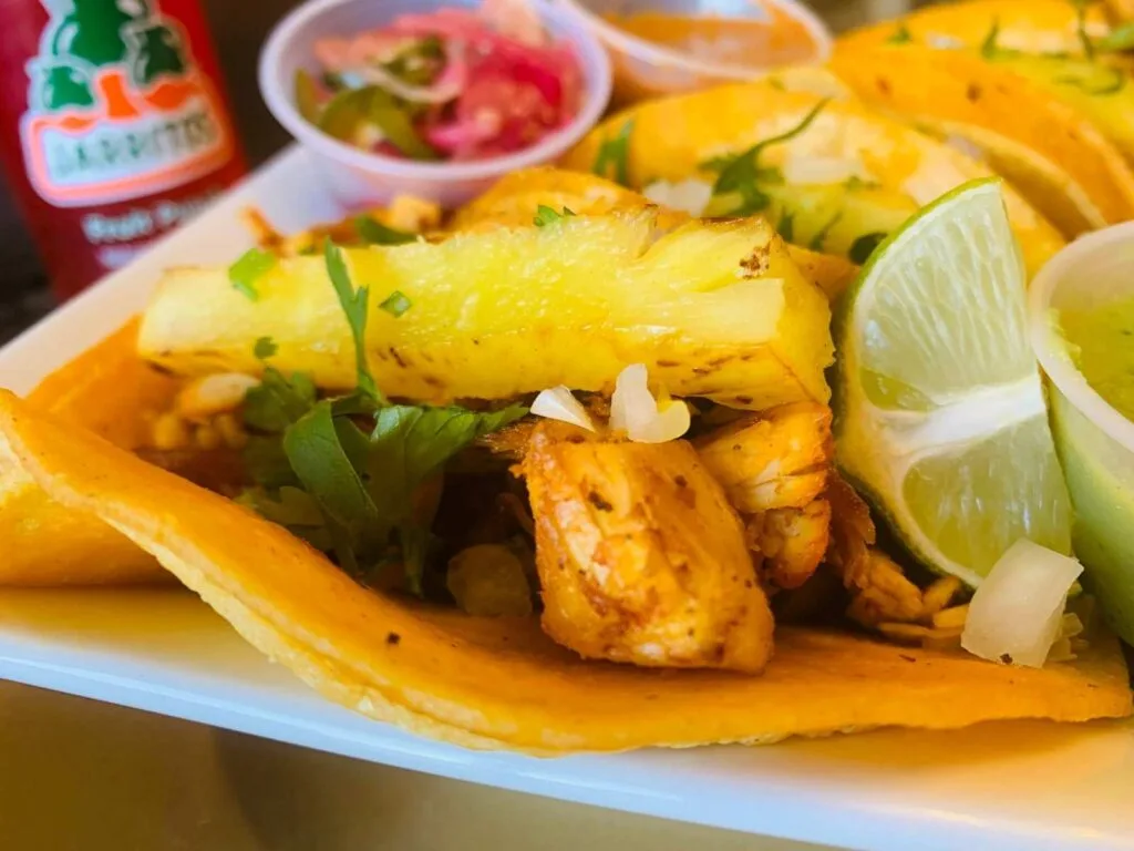 Lupitas pollo adobado